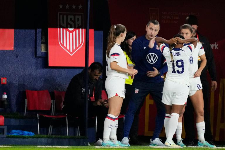 Ông Vlatko Andonovski rất ấn tượng với việc Việt Nam vượt qua vòng loại Ông Vlatko Andonovski rất ấn tượng với việc Việt Nam vượt qua vòng loại