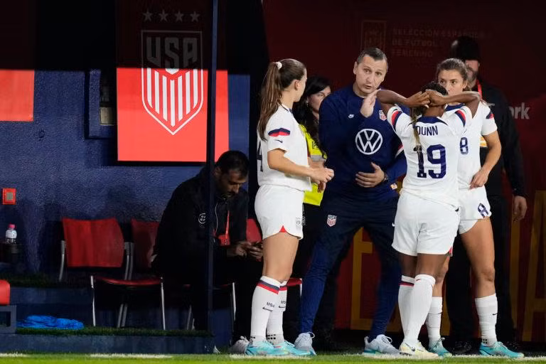 Ông Vlatko Andonovski rất ấn tượng với việc Việt Nam vượt qua vòng loại