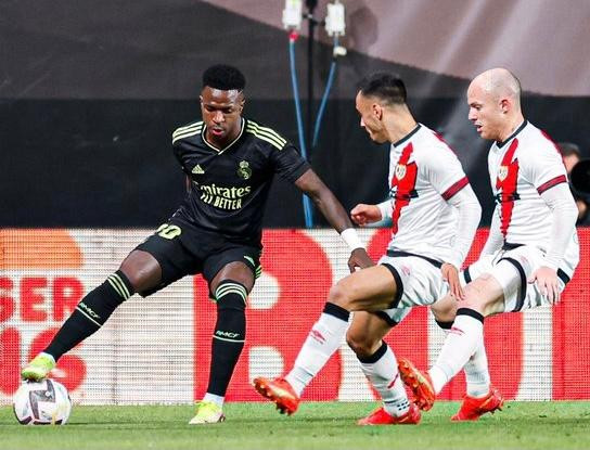 Real không sút trúng đích lần nào trong hiệp 2