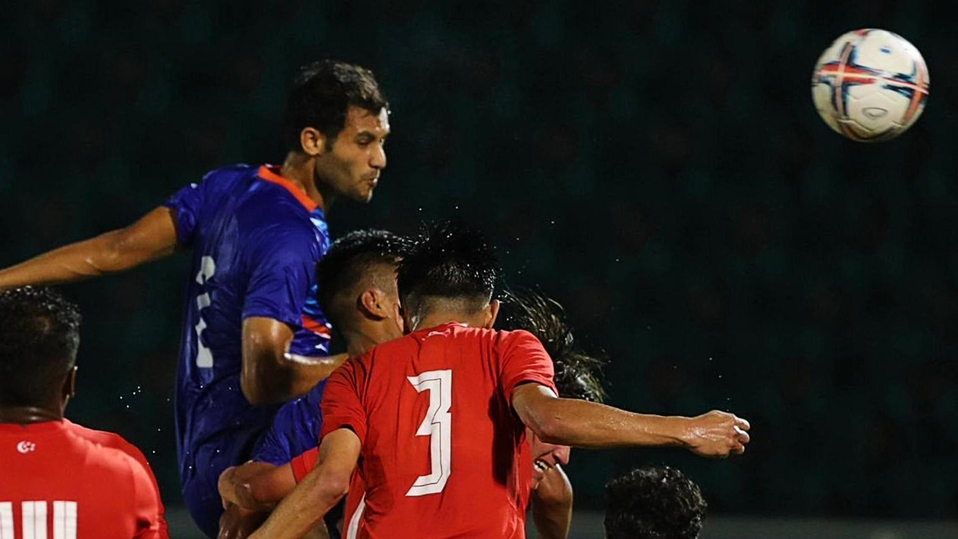 Ấn Độ vừa có trận hòa chật vật trước Singapore Ấn Độ vừa có trận hòa chật vật trước Singapore