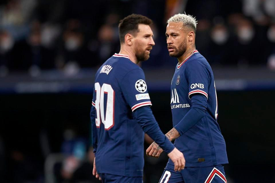 Vị thế số 1 của Messi tại PSG khiến tương lai của Neymar bị đe dọa