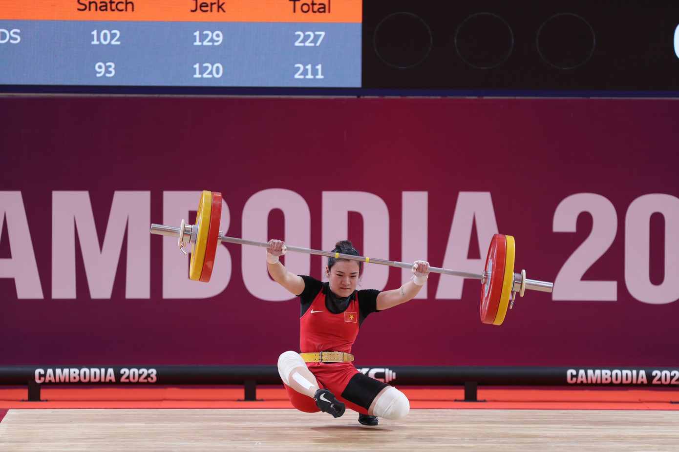 SEA Games 32 ngày 14/5: Vượt mốc 100, TTVN bỏ xa Thái Lan gần 20 HCV ảnh 4