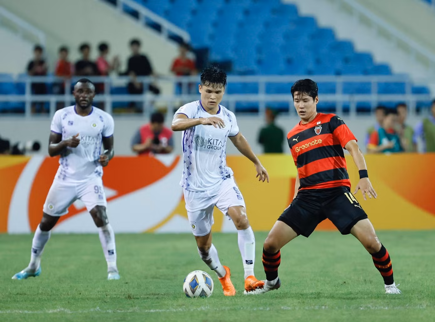 Hà Nội FC có màn thể hiện tốt dù thua Pohang Steelers 2-4 ảnh 31
