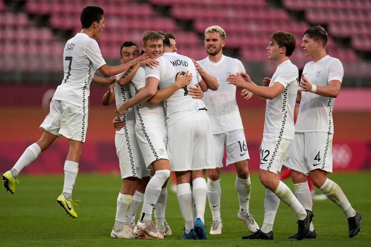 New Zealand có vé đi tiếp với vị trí nhì bảng B