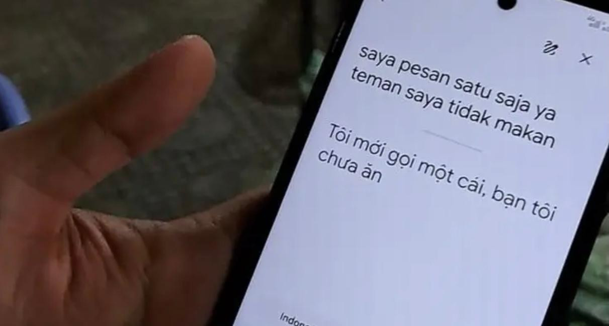 Google Dịch là công cụ giao tiếp tối ưu của phóng viên Google Dịch là công cụ giao tiếp tối ưu của phóng viên