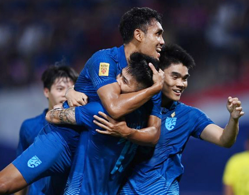 Bán kết AFF Cup: Hạ Hổ Malaya 3-0, Thái Lan hẹn gặp Việt Nam ở chung kết ảnh 21 Bán kết AFF Cup: Hạ Hổ Malaya 3-0, Thái Lan hẹn gặp Việt Nam ở chung kết ảnh 21