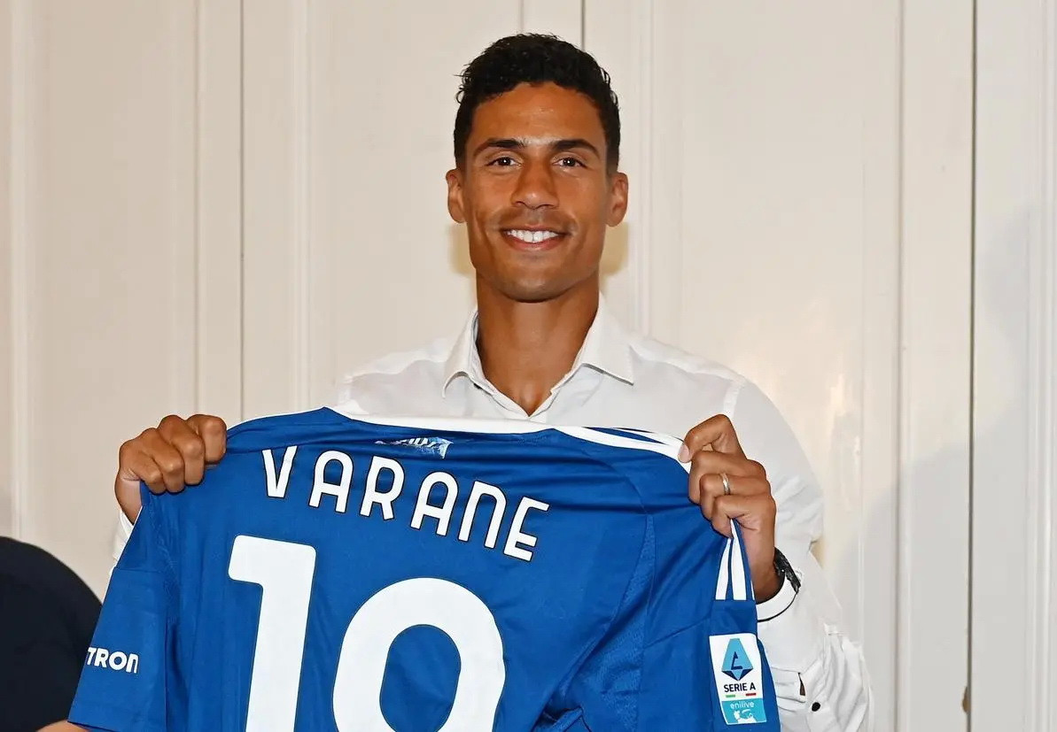 Varane dừng chân ở Como trước khi từ giã sự nghiệp vào ngày 25/9 Varane dừng chân ở Como trước khi từ giã sự nghiệp vào ngày 25/9