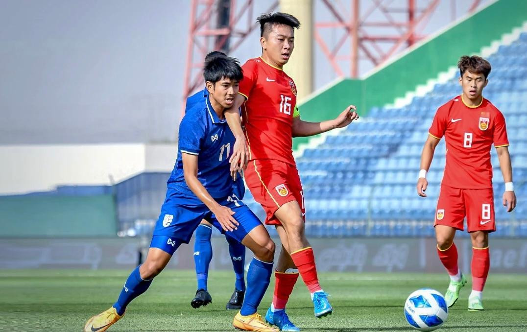 Thái Lan thua dễ Trung Quốc, đội được đánh giá không cao