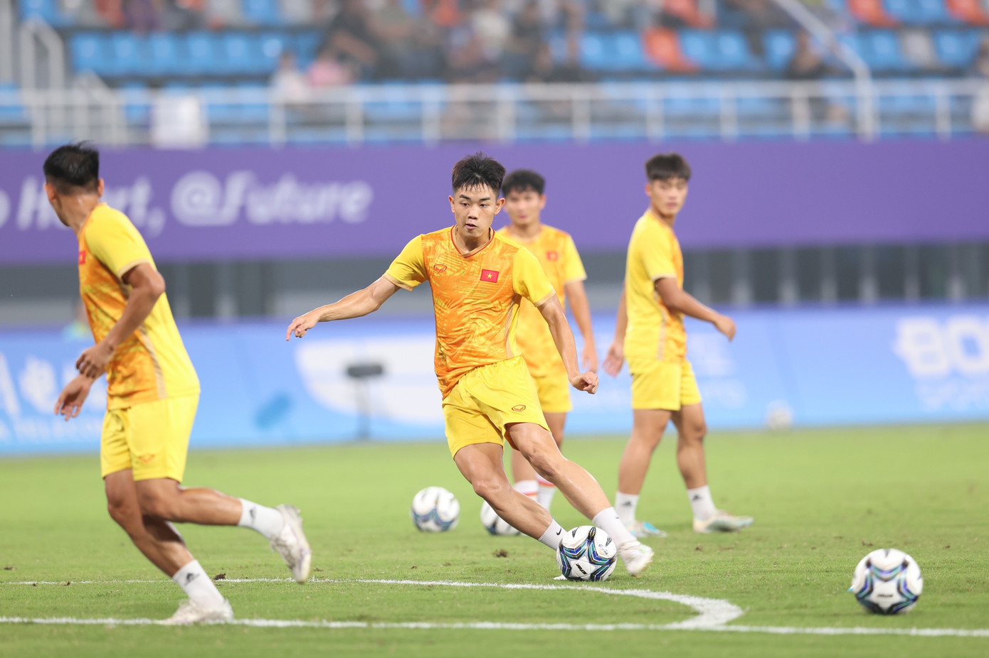 Thua Olympic Saudi Arabia 1-3, Olympic Việt Nam chia tay Asiad 19 ảnh 5 Thua Olympic Saudi Arabia 1-3, Olympic Việt Nam chia tay Asiad 19 ảnh 5