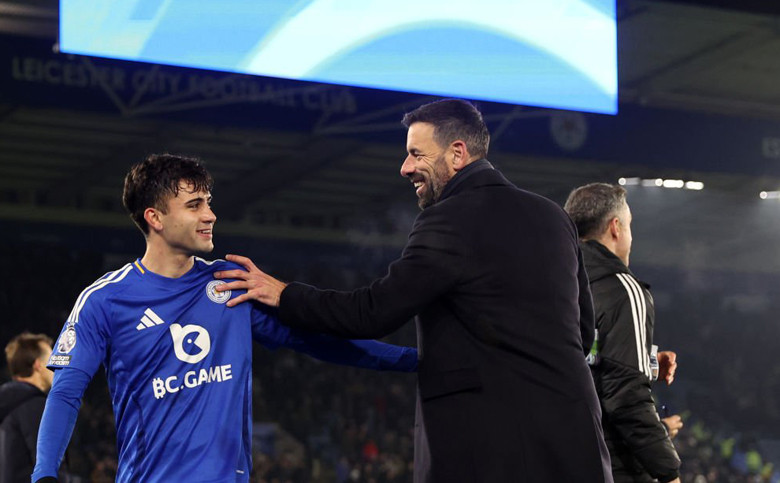 Van Nistelrooy in dấu ấn vào lối chơi của Leicester