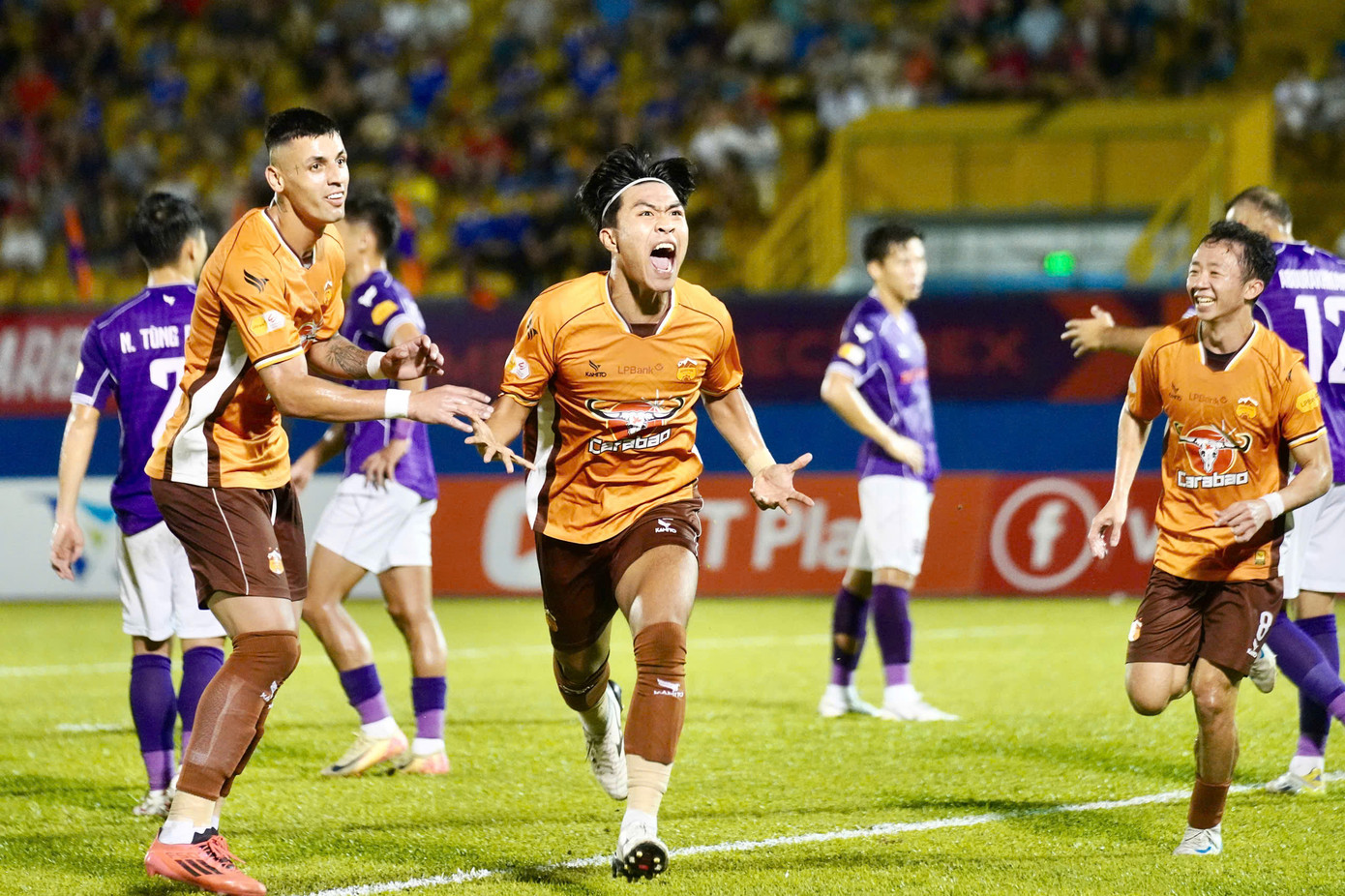 HAGL thảm bại trên sân Gò Đậu ảnh 8 HAGL thảm bại trên sân Gò Đậu ảnh 8