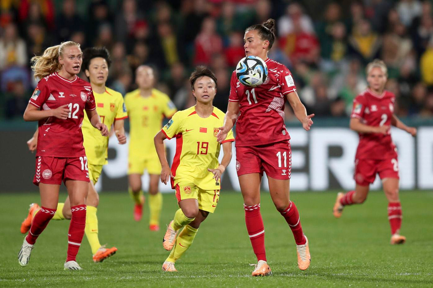 Đan Mạch đánh bại Trung Quốc nhờ bàn thắng duy nhất phút cuối trận ảnh 18 Đan Mạch đánh bại Trung Quốc nhờ bàn thắng duy nhất phút cuối trận ảnh 18