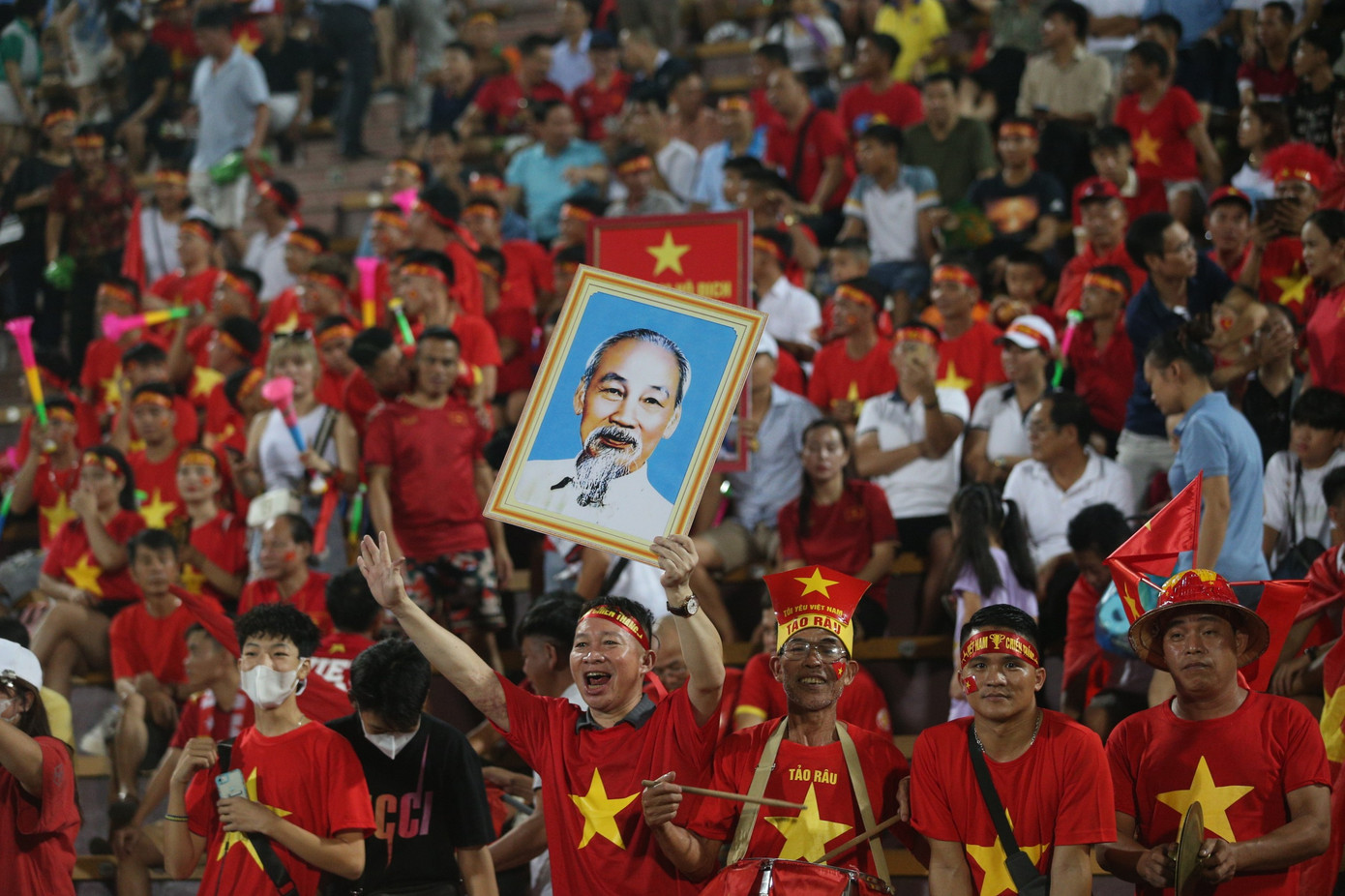 Hàng công lỡ cơ hội, hàng thủ mắc sai sót khiến U23 Việt Nam chia điểm với U23 Singapore ảnh 4 Hàng công lỡ cơ hội, hàng thủ mắc sai sót khiến U23 Việt Nam chia điểm với U23 Singapore ảnh 4