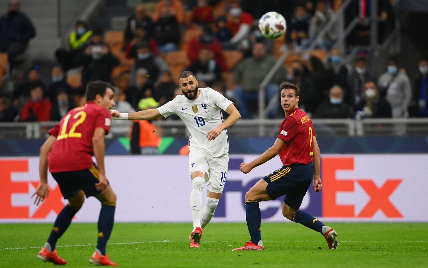 Pháp đang đá sân khách còn tốt hơn sân nhà Pháp đang đá sân khách còn tốt hơn sân nhà