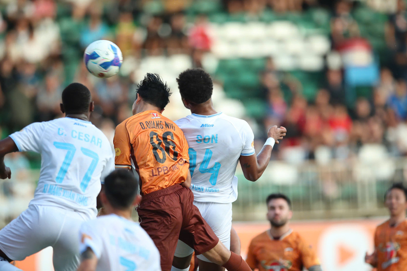 Xuân Son im tiếng, Nam Định chia điểm với HAGL ảnh 3 Xuân Son im tiếng, Nam Định chia điểm với HAGL ảnh 3