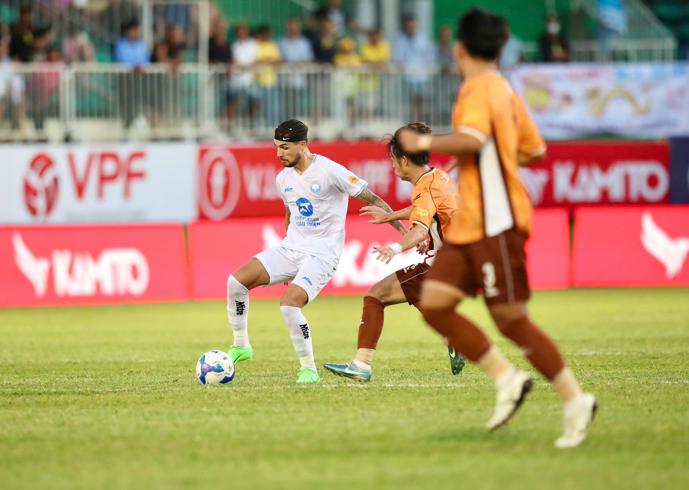 Xuân Son im tiếng, Nam Định chia điểm với HAGL ảnh 7 Xuân Son im tiếng, Nam Định chia điểm với HAGL ảnh 7