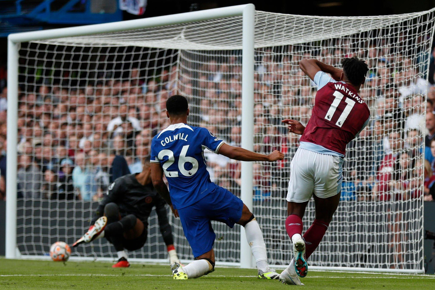 Aston Villa đánh bại Arsenal, Man City và Chelsea để làm nên một mùa giải lịch sử