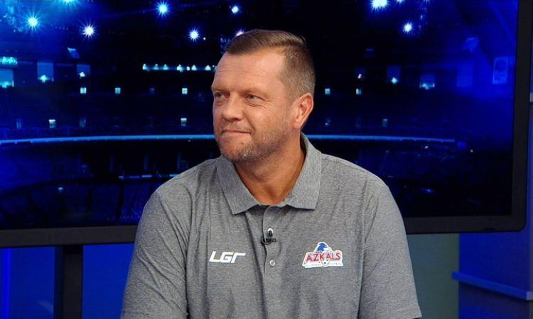 HLV Cooper của ĐT Philippines