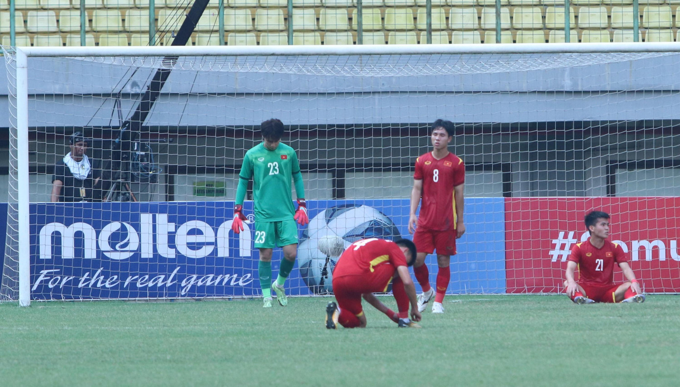 Đánh bại U19 Thái Lan trên chấm 11m, U19 Việt Nam giành hạng 3 Đông Nam Á ảnh 6 Đánh bại U19 Thái Lan trên chấm 11m, U19 Việt Nam giành hạng 3 Đông Nam Á ảnh 6