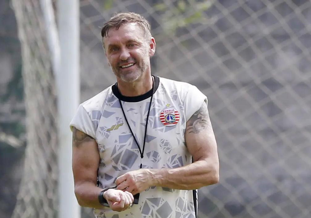 Thomas Doll là HLV từng dẫn dắt Dortmund