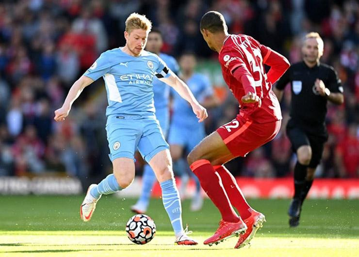 De Bruyne tỏ ra đáng tiếc về trận hòa De Bruyne tỏ ra đáng tiếc về trận hòa