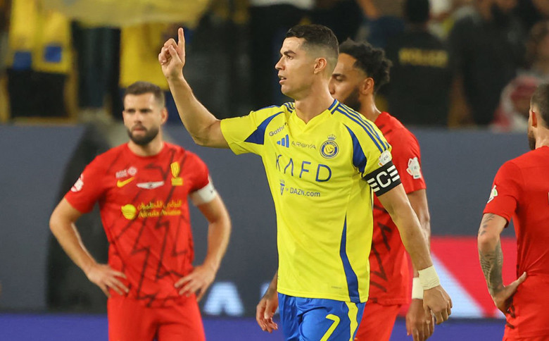 Ronaldo ghi bàn nhưng Al Nassr không thể thắng