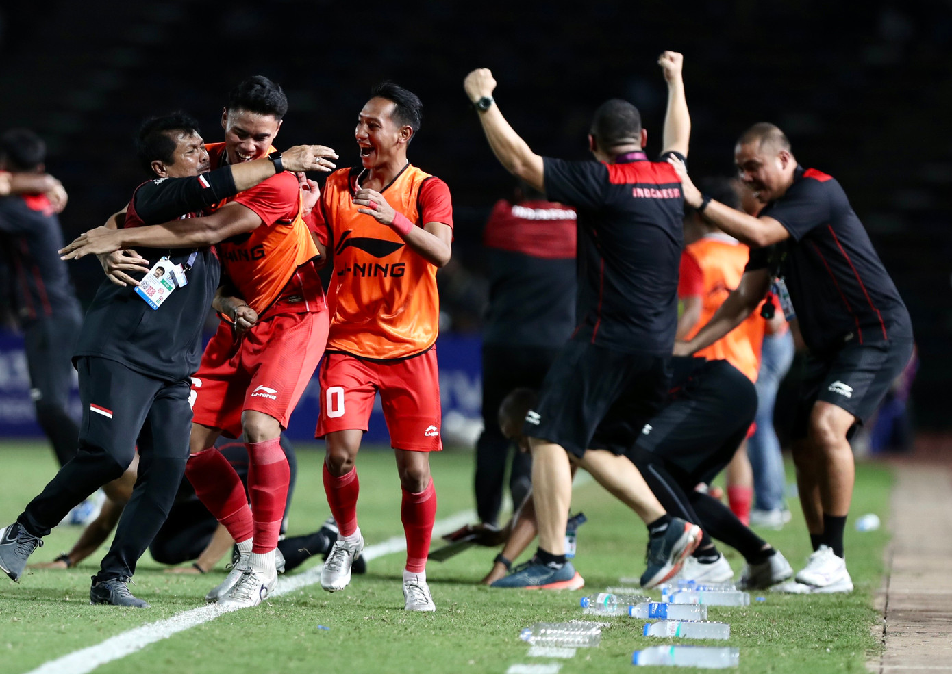 Hạ Thái Lan 5-2, Indonesia giành HCV SEA Games sau 32 năm chờ đợi ảnh 25