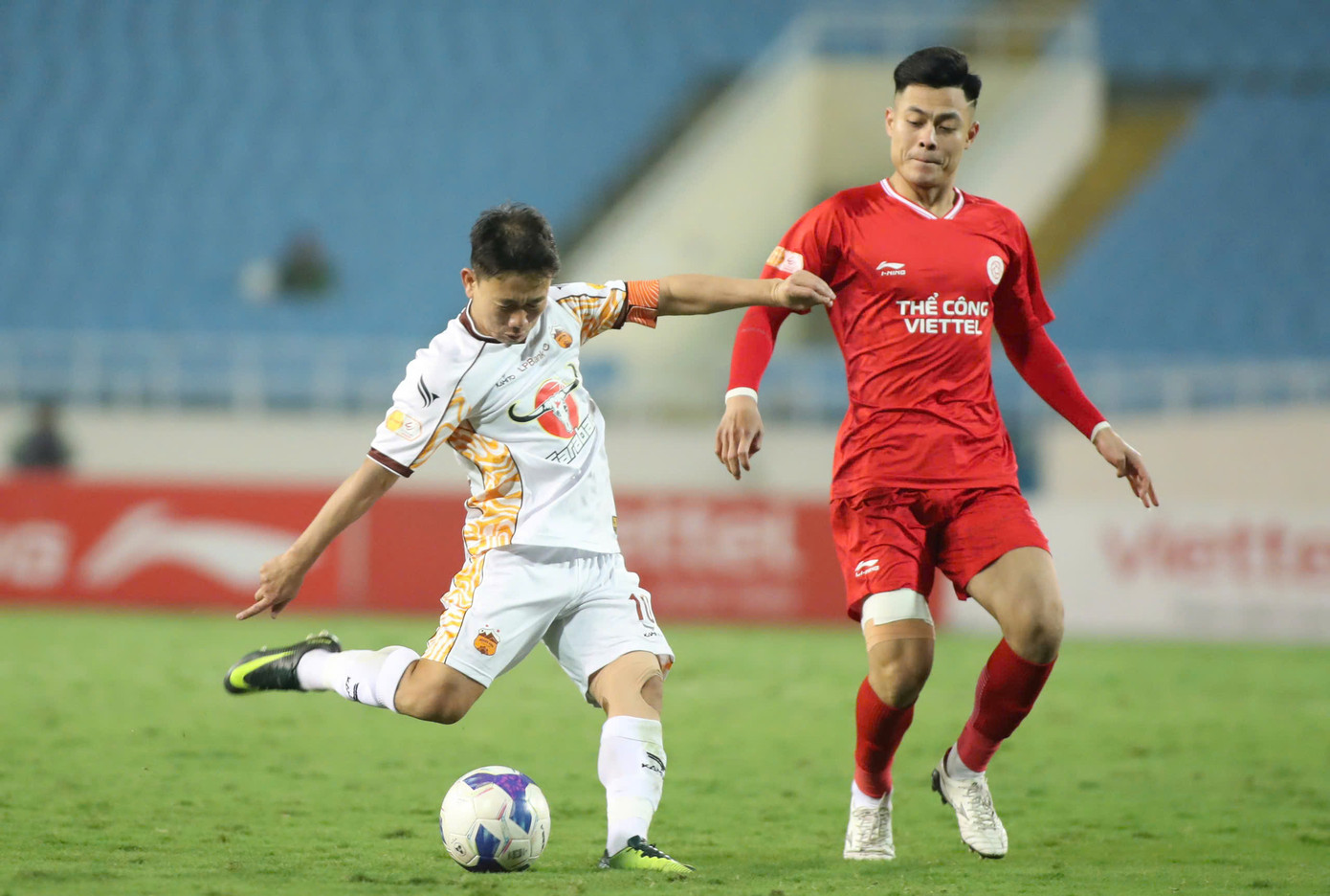 Đánh bại HAGL, Thể Công Viettel phả hơi nóng vào cuộc đua vô địch ảnh 25