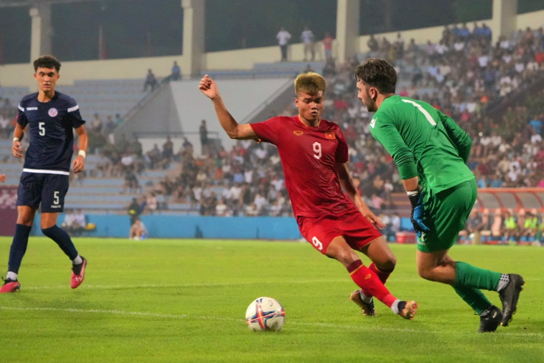 Hiệp 2 bùng nổ, U23 Việt Nam hạ U23 Guam 6-0 ảnh 21