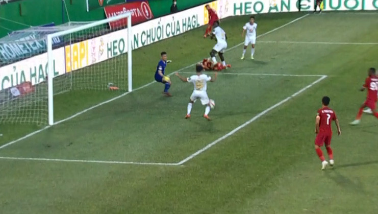 Bị Hà Tĩnh cầm chân ngày khai màn Night Wolf V-League 2023, HAGL cho thấy khó khăn phía trước ảnh 4