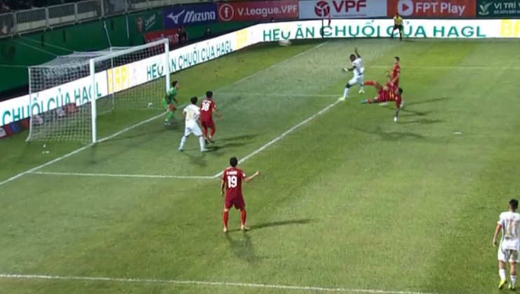 Bị Hà Tĩnh cầm chân ngày khai màn Night Wolf V-League 2023, HAGL cho thấy khó khăn phía trước ảnh 5