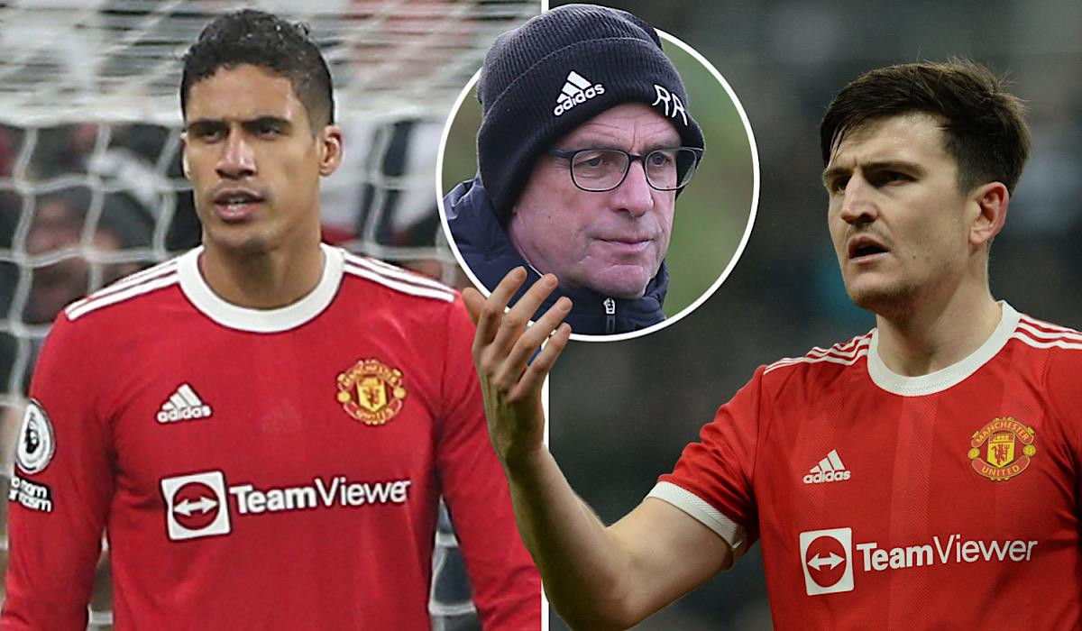 HLV Rangnick nhiều khả năng sẽ dùng Varane, Maguire, Jones đá ở hàng thủ 3 người trước Aston Villa