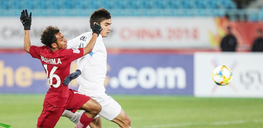 Hashim Ali cùng đồng đội vừa thua Uzbekistan tới 0-6