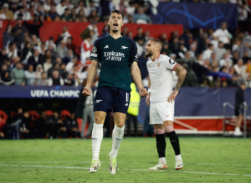 Martinelli ghi bàn mở tỷ số cho Arsenal Martinelli ghi bàn mở tỷ số cho Arsenal