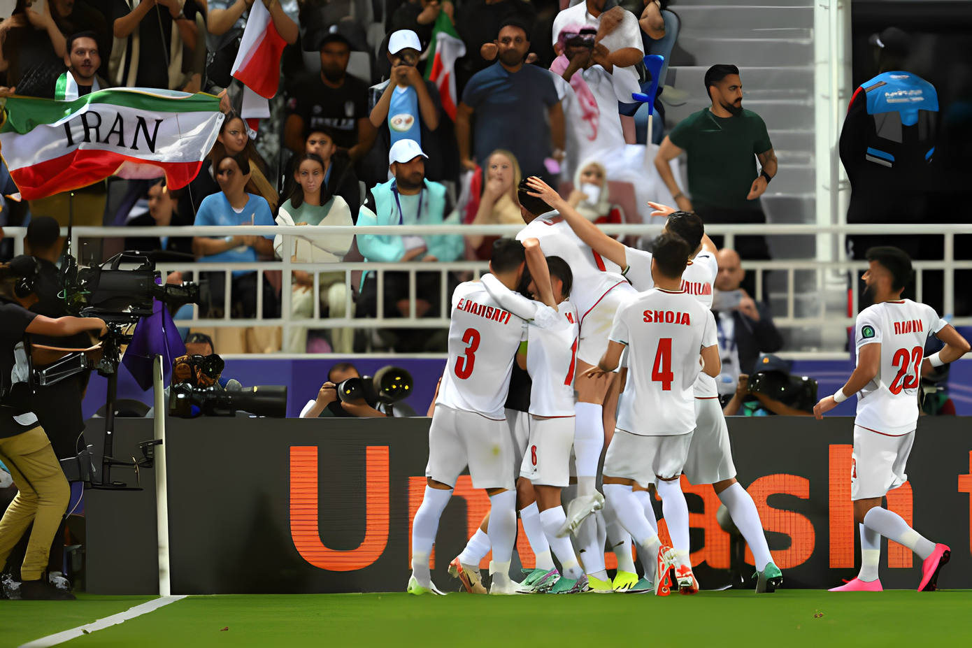 Kéo trận đấu đến loạt luân lưu, Iran hạ Syria 1-1 (5-3) để vào tứ kết ảnh 12 Kéo trận đấu đến loạt luân lưu, Iran hạ Syria 1-1 (5-3) để vào tứ kết ảnh 12
