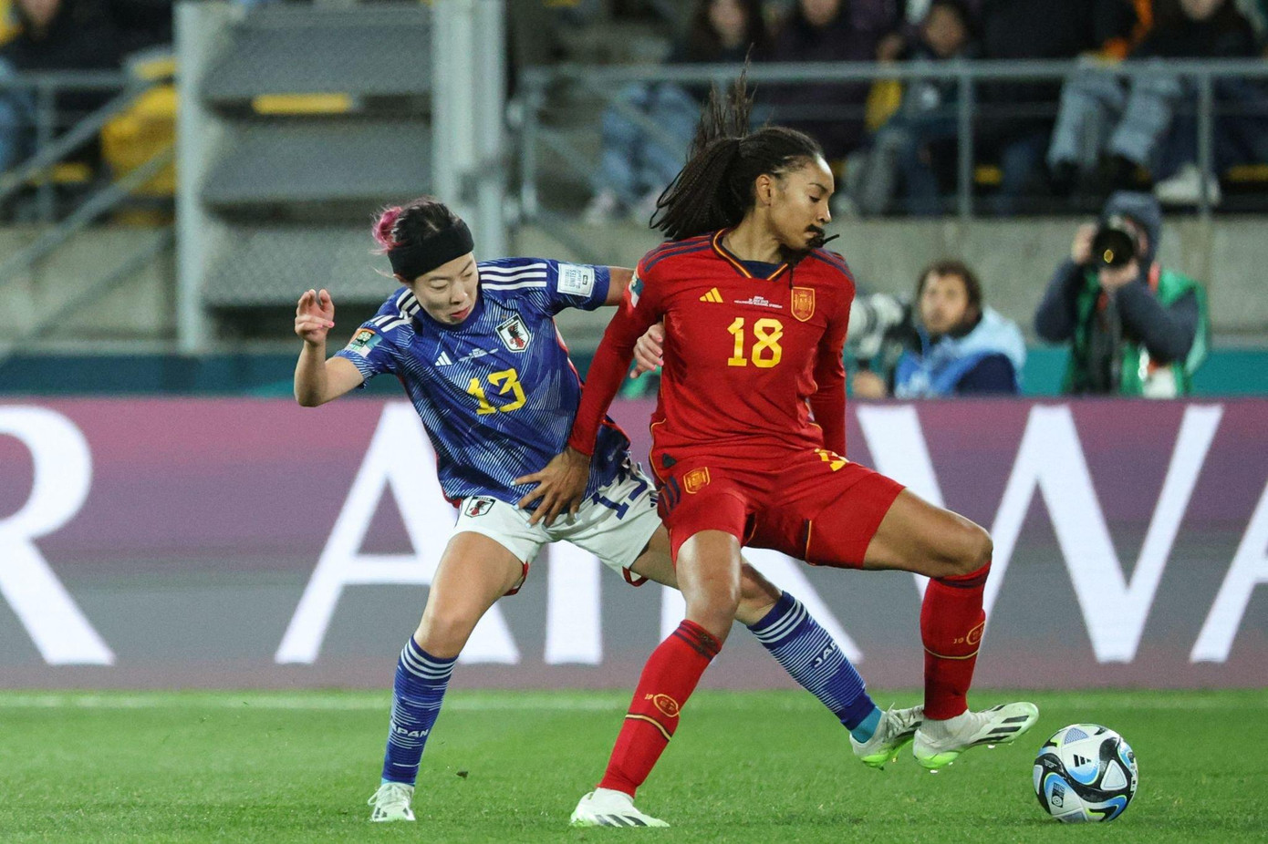 Tuyển nữ Nhật Bản gây sốc, đại thắng Tây Ban Nha 4-0 ảnh 21 Tuyển nữ Nhật Bản gây sốc, đại thắng Tây Ban Nha 4-0 ảnh 21