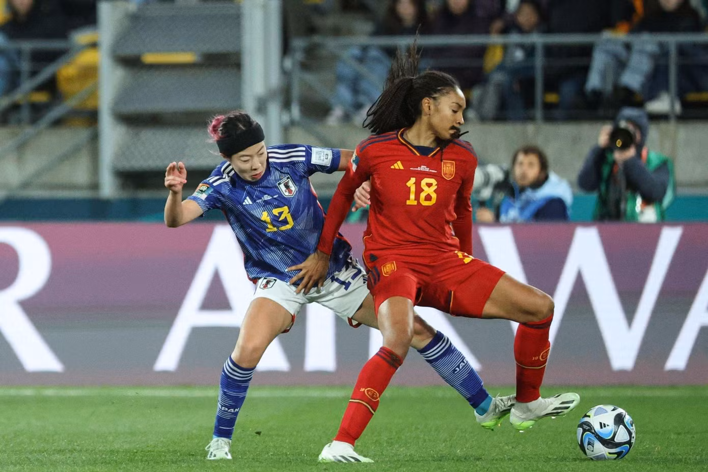 Tuyển nữ Nhật Bản gây sốc, đại thắng Tây Ban Nha 4-0 ảnh 21