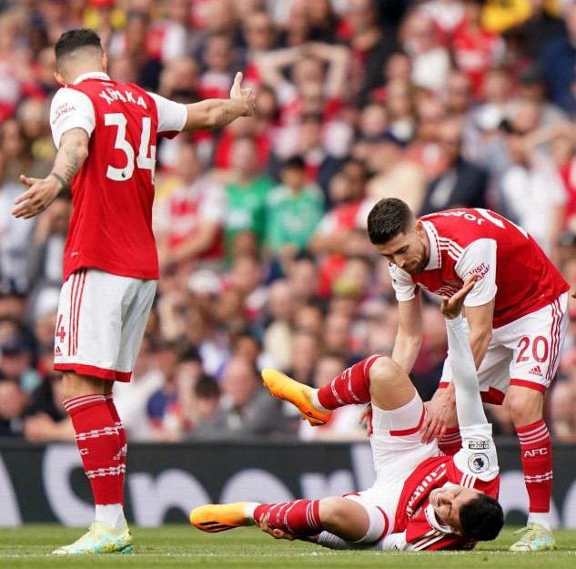 Brighton 'huỷ diệt' Arsenal, kết liễu giấc mộng bá vương của Khẩu thần công ảnh 3