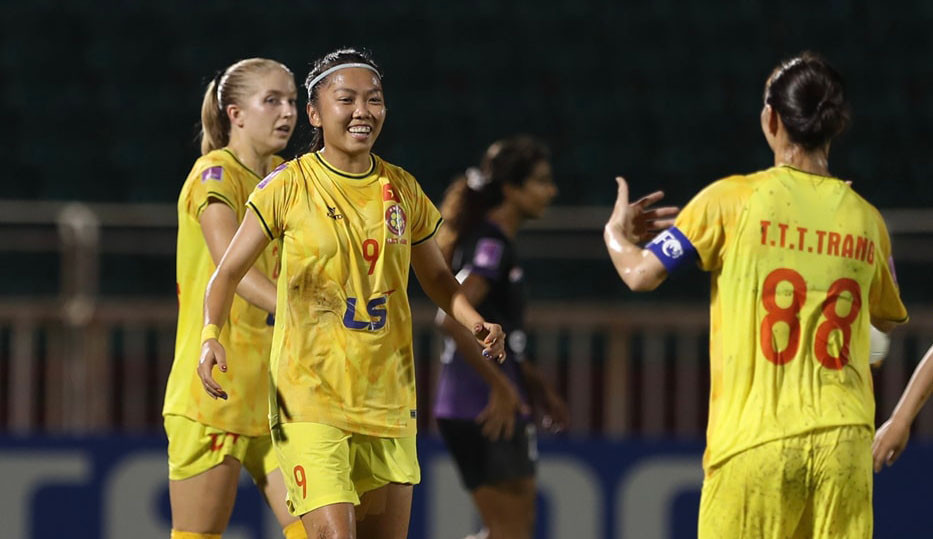 Huỳnh Như góp 2 bàn và 1 kiến tạo trong hành trình vòng bảng của TPHCM