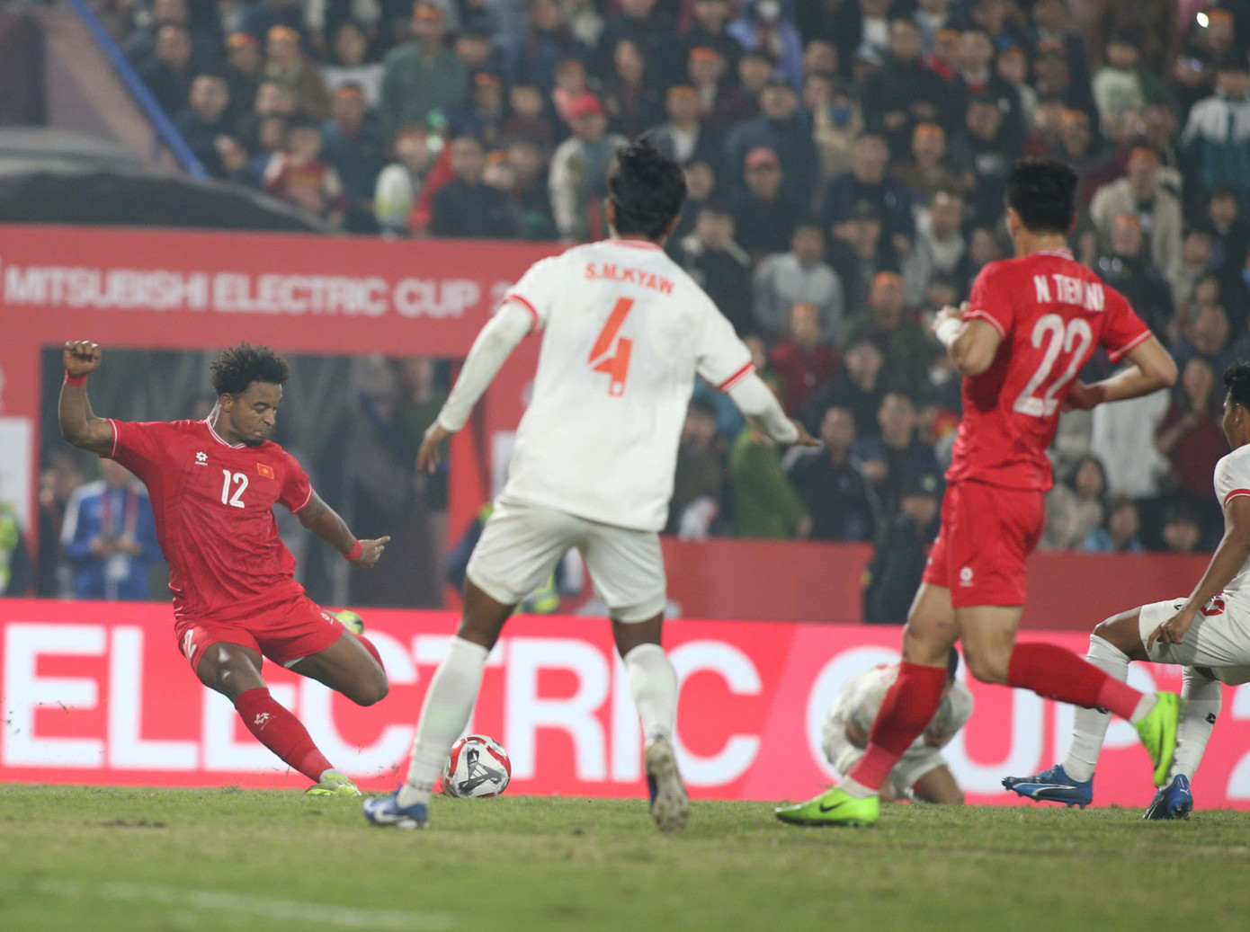 Đại phá Myanmar, đội tuyển Việt Nam vào bán kết ASEAN Cup 2024 ảnh 93