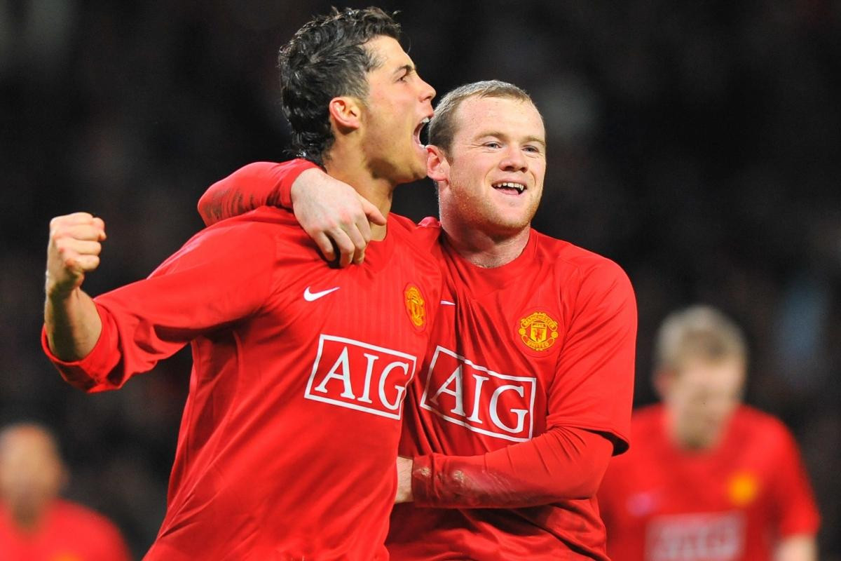Ronaldo và Rooney gắn bó với một thời kỳ huy hoàng của MU