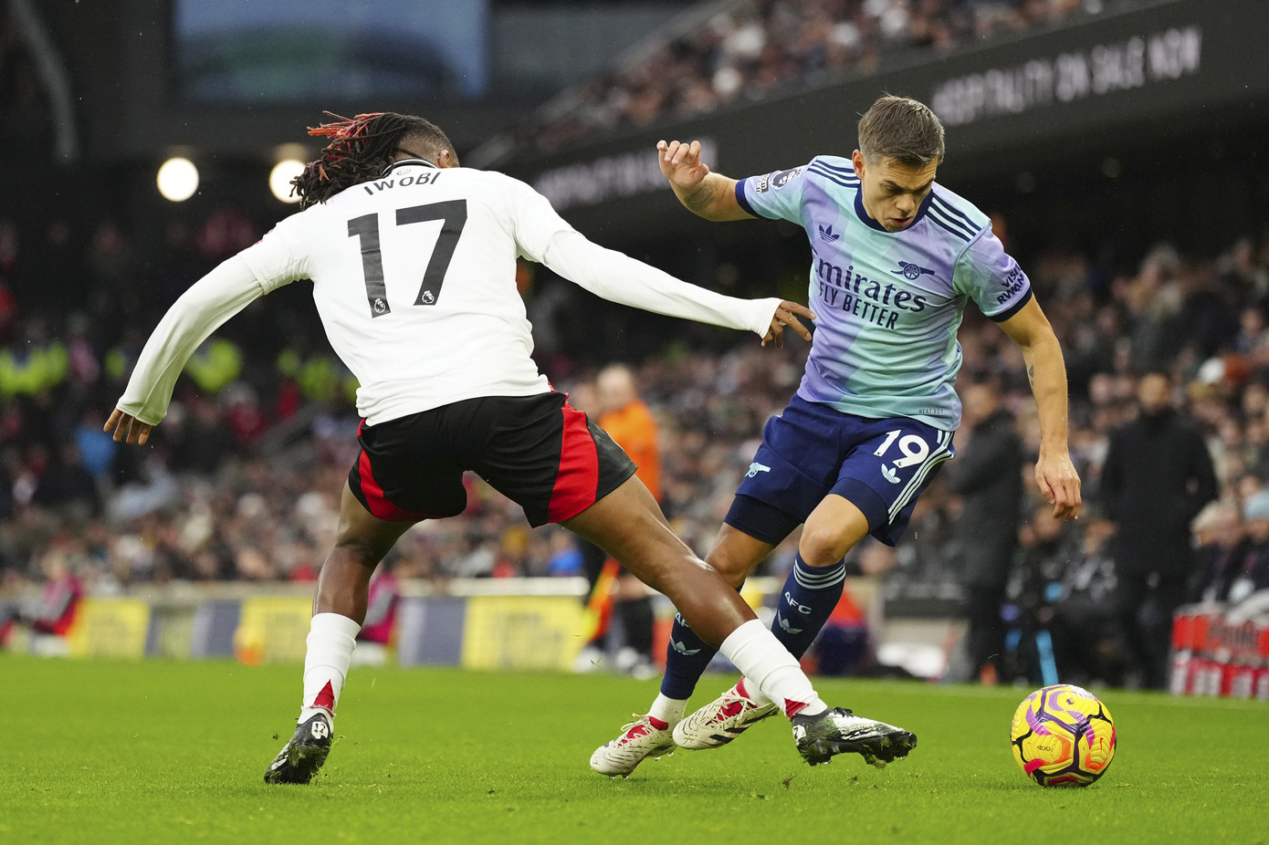 Arsenal bị chia điểm trên sân Fulham ảnh 15 Arsenal bị chia điểm trên sân Fulham ảnh 15