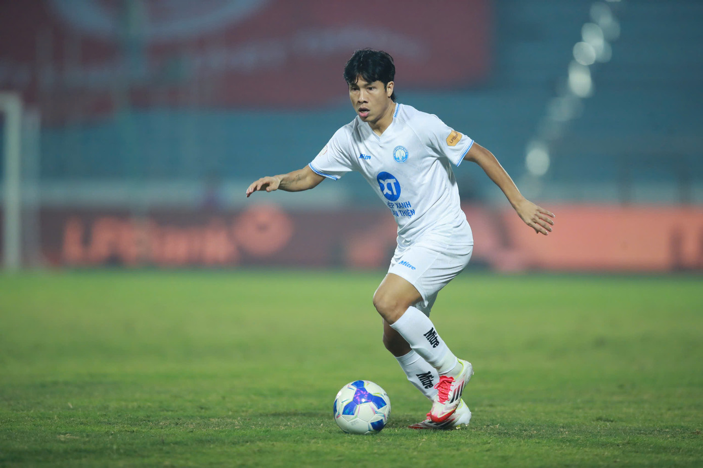 Thắng dễ Bình Định, Nam Định tái chiếm ngôi đầu LPBank V-League 2024/25 ảnh 5