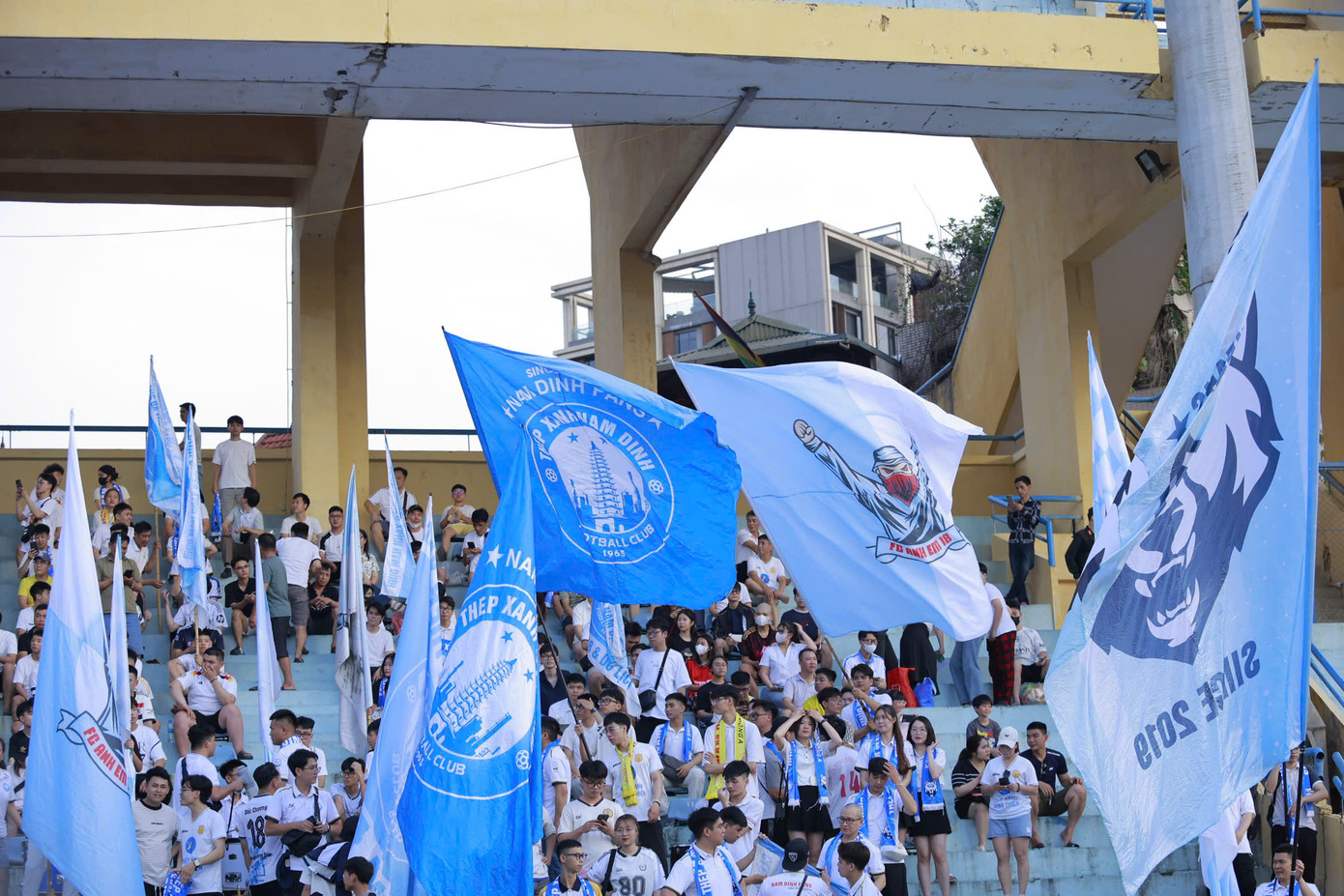 Nam Định gieo sầu cho Hà Nội, bứt phá trong cuộc đua vô địch ảnh 20