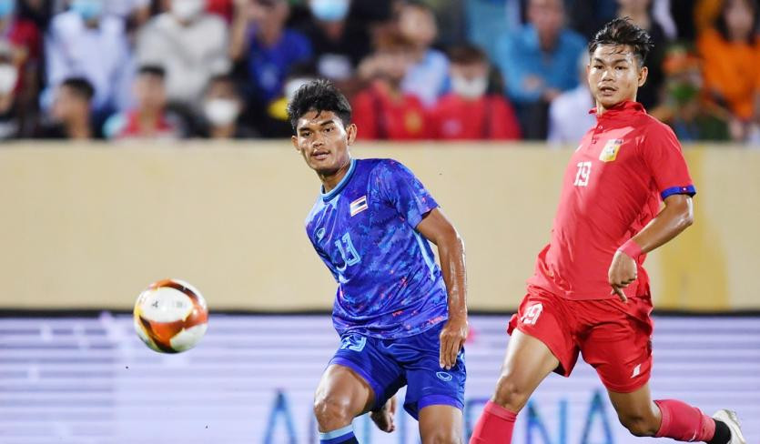 Thái Lan chật vật mới có được 3 điểm trước Lào