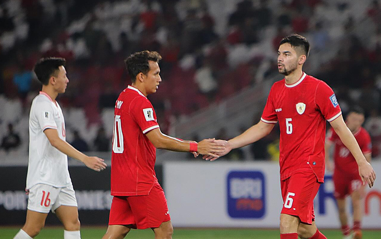 Walsh (6) chắc chắn nghỉ trận gặp Việt Nam