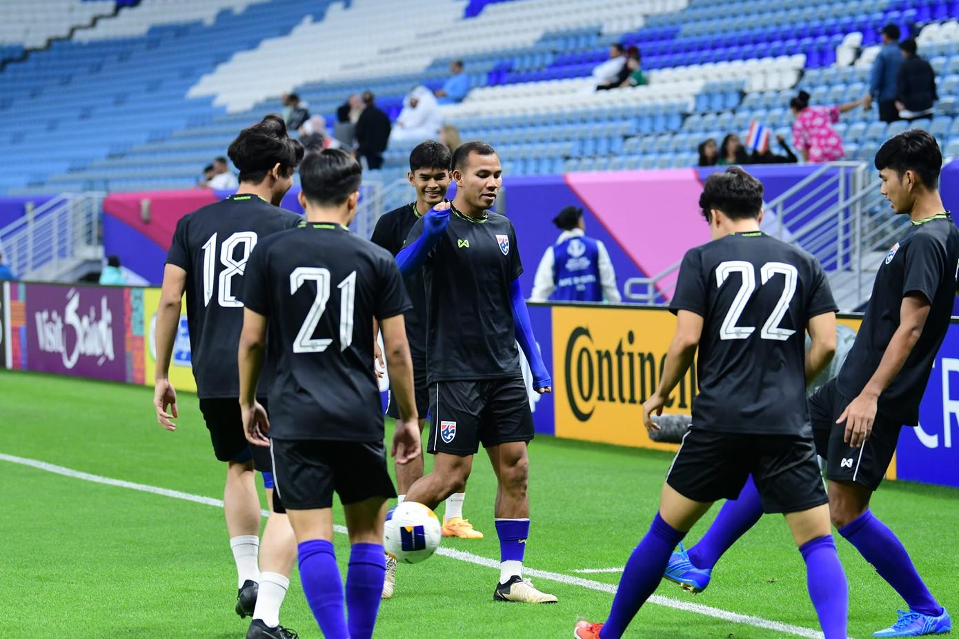 U23 Thái Lan thắng sốc U23 Iraq, mở toang cửa vào tứ kết U23 châu Á 2024 ảnh 4 U23 Thái Lan thắng sốc U23 Iraq, mở toang cửa vào tứ kết U23 châu Á 2024 ảnh 4