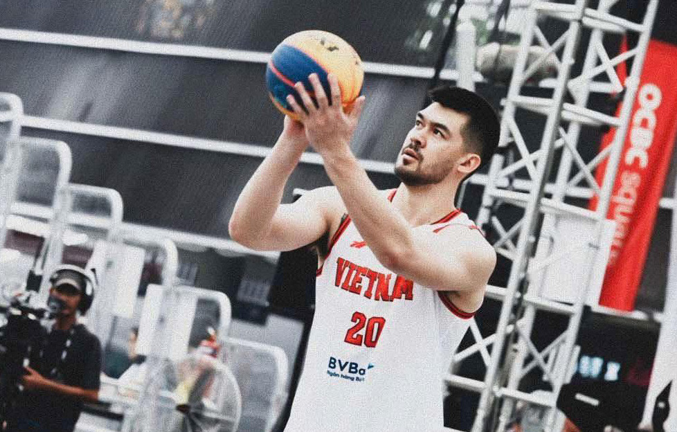 Chris Dierker ấn định chiến thắng cho Việt Nam - ảnh VBF