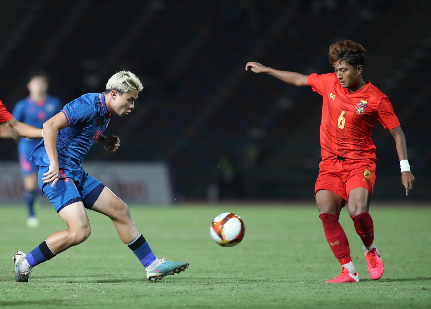 Hạ U22 Myanmar 3-0, U22 Thái Lan thong dong vào chung kết ảnh 5 Hạ U22 Myanmar 3-0, U22 Thái Lan thong dong vào chung kết ảnh 5