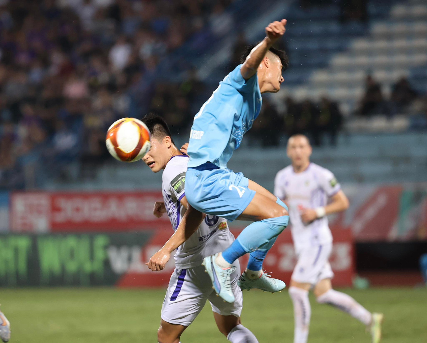 Vượt qua Nam Định 1-0, Hà Nội FC đánh chiếm ngôi đầu bảng ảnh 13